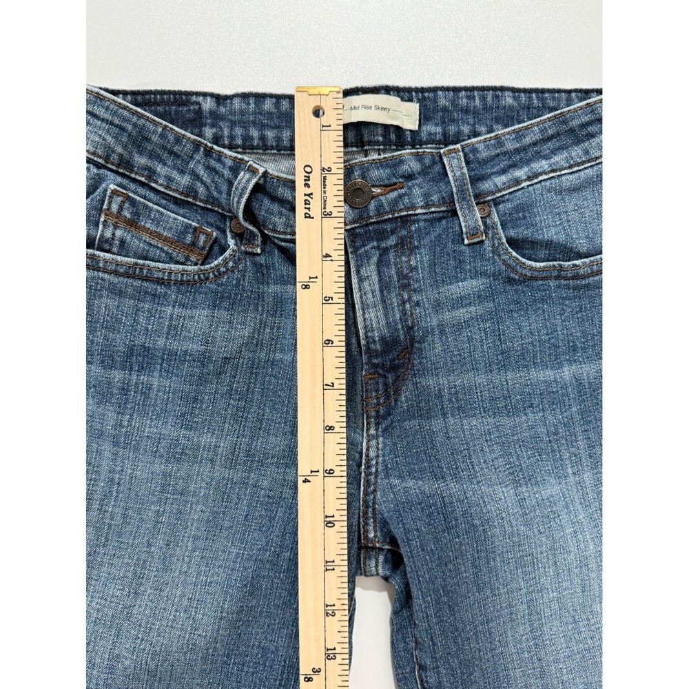 Levi's Womens Mid Rise Skinny Jeans Denim Size 28x32 Stretch Blue 257 - Picture 10 of 12